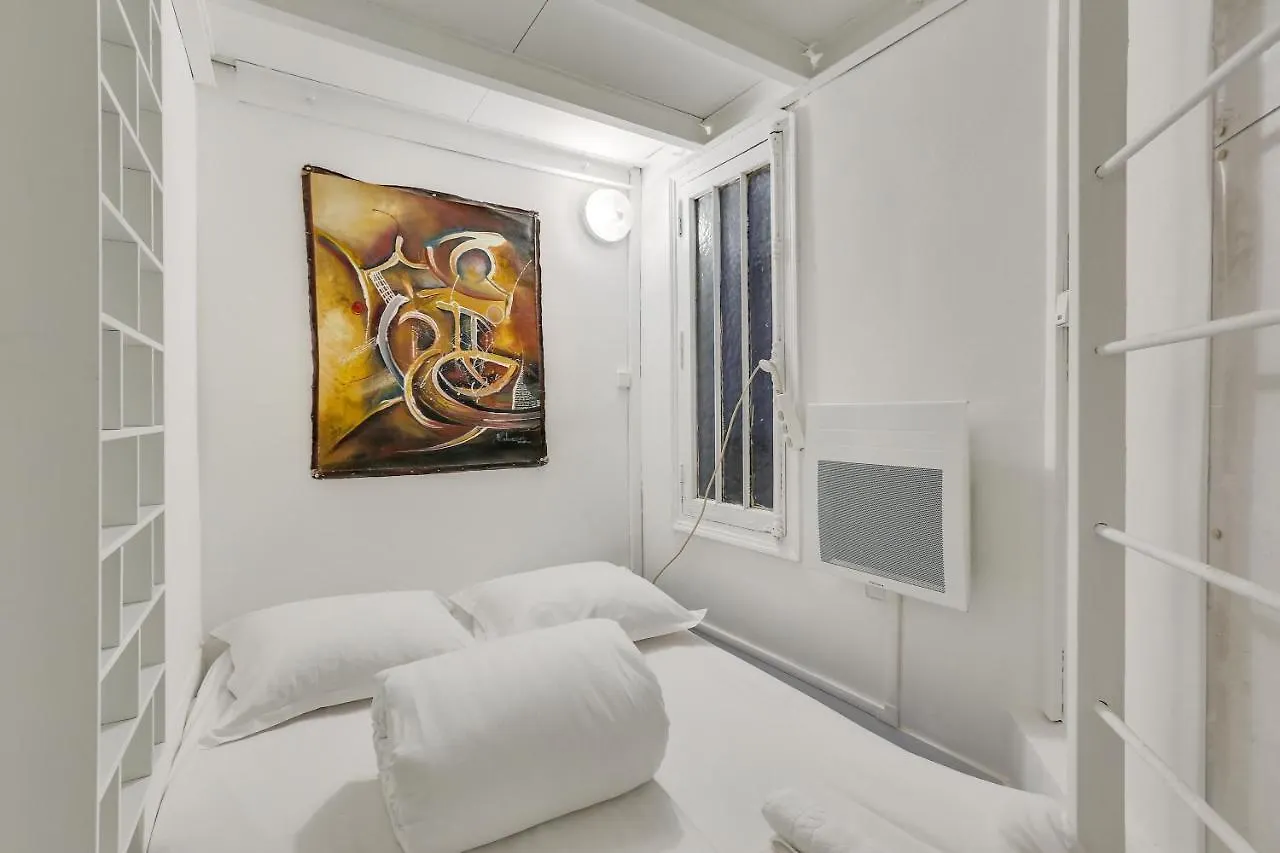 דירה Triplex In Boulevard De Magenta By Guestready