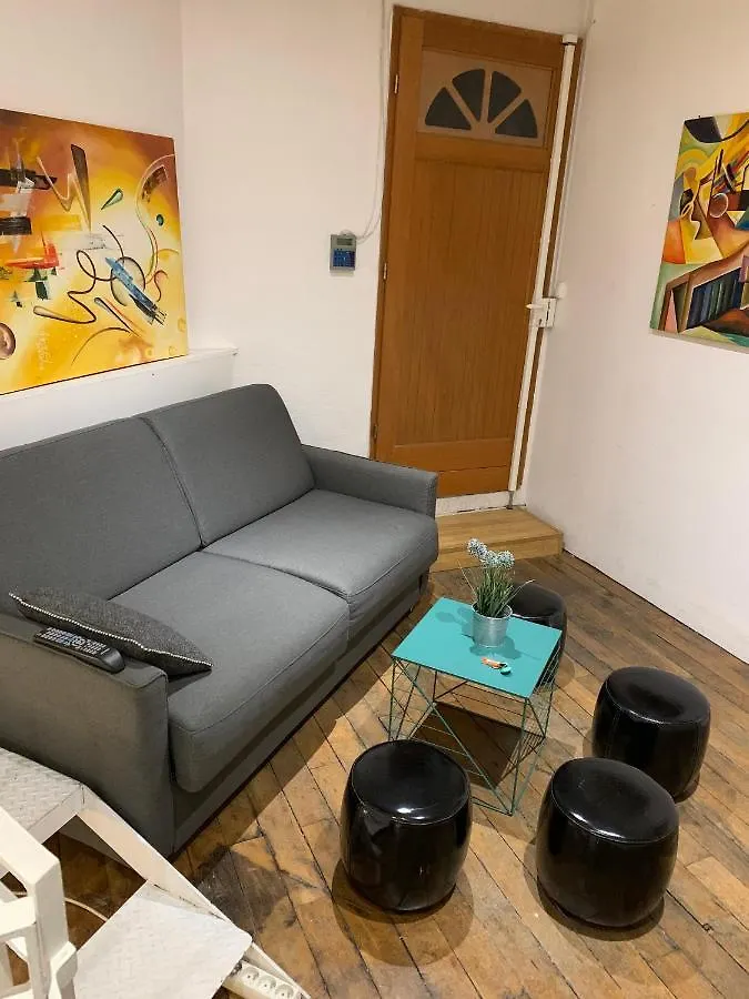 Triplex In Boulevard De Magenta By Guestready Apartment
